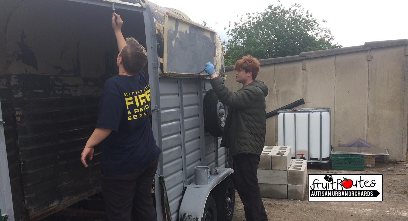 Princes Trust and Merseyside Fire Brigade Team 6 Youth Group Horsebox Renovation