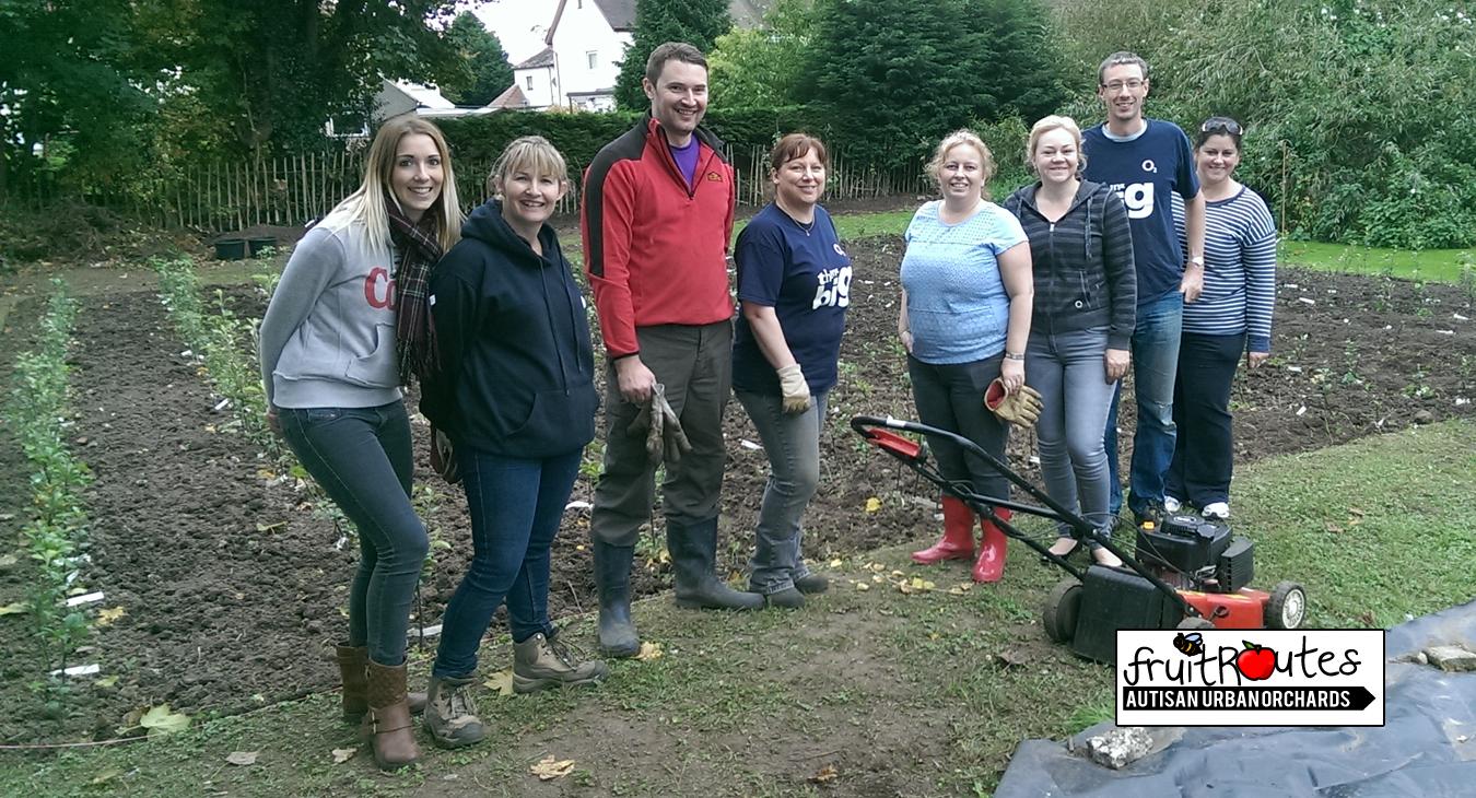 O2 Telefonica CSR Team complete their day at the Fruit Routes Lyndale Orchard